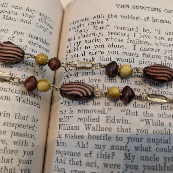 Brown and Yellow Beaded Necklace - Picture 5 of 7